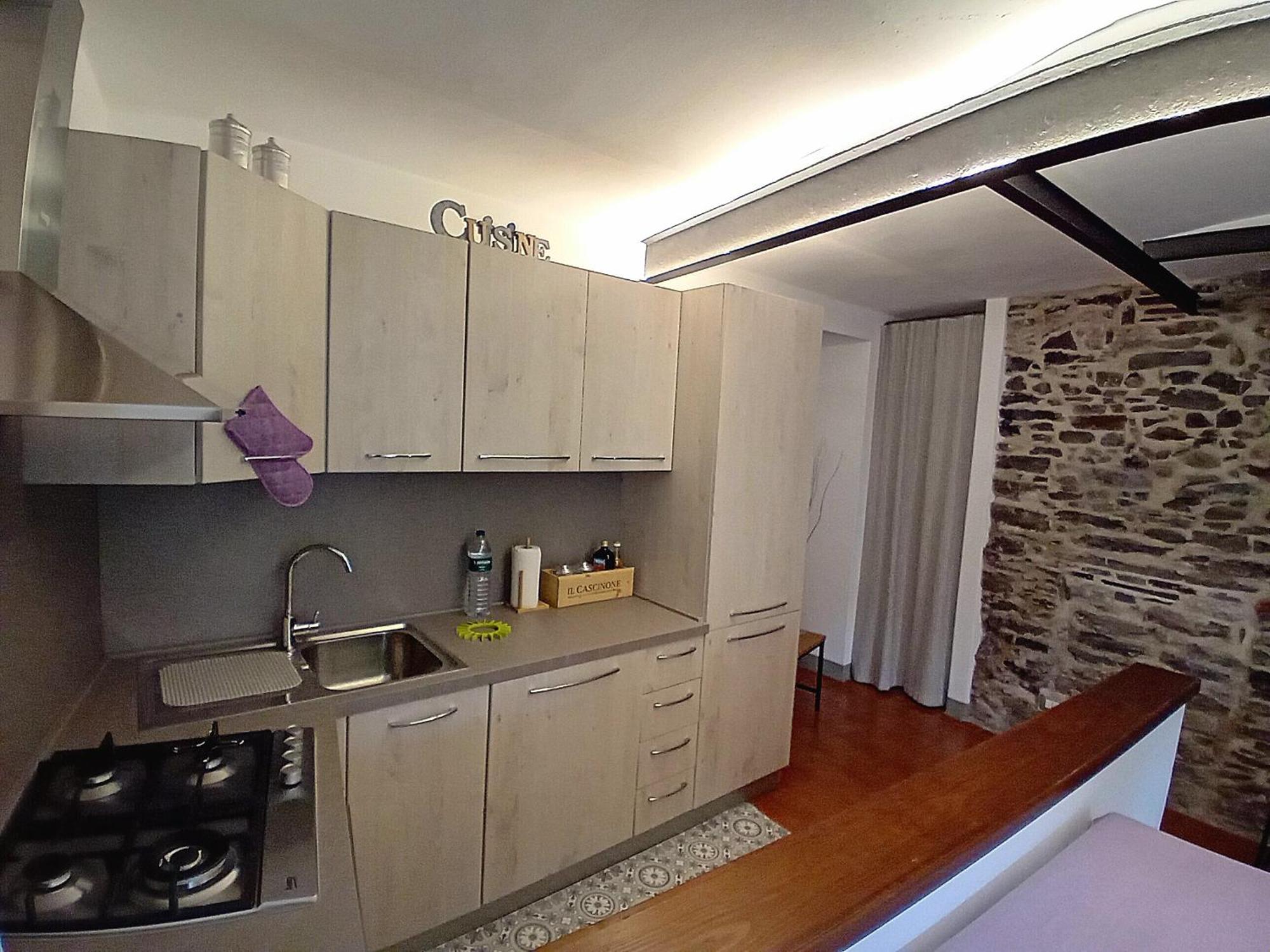 דירות אורטה סאן ג'יוליו Casa Longhi מראה חיצוני תמונה